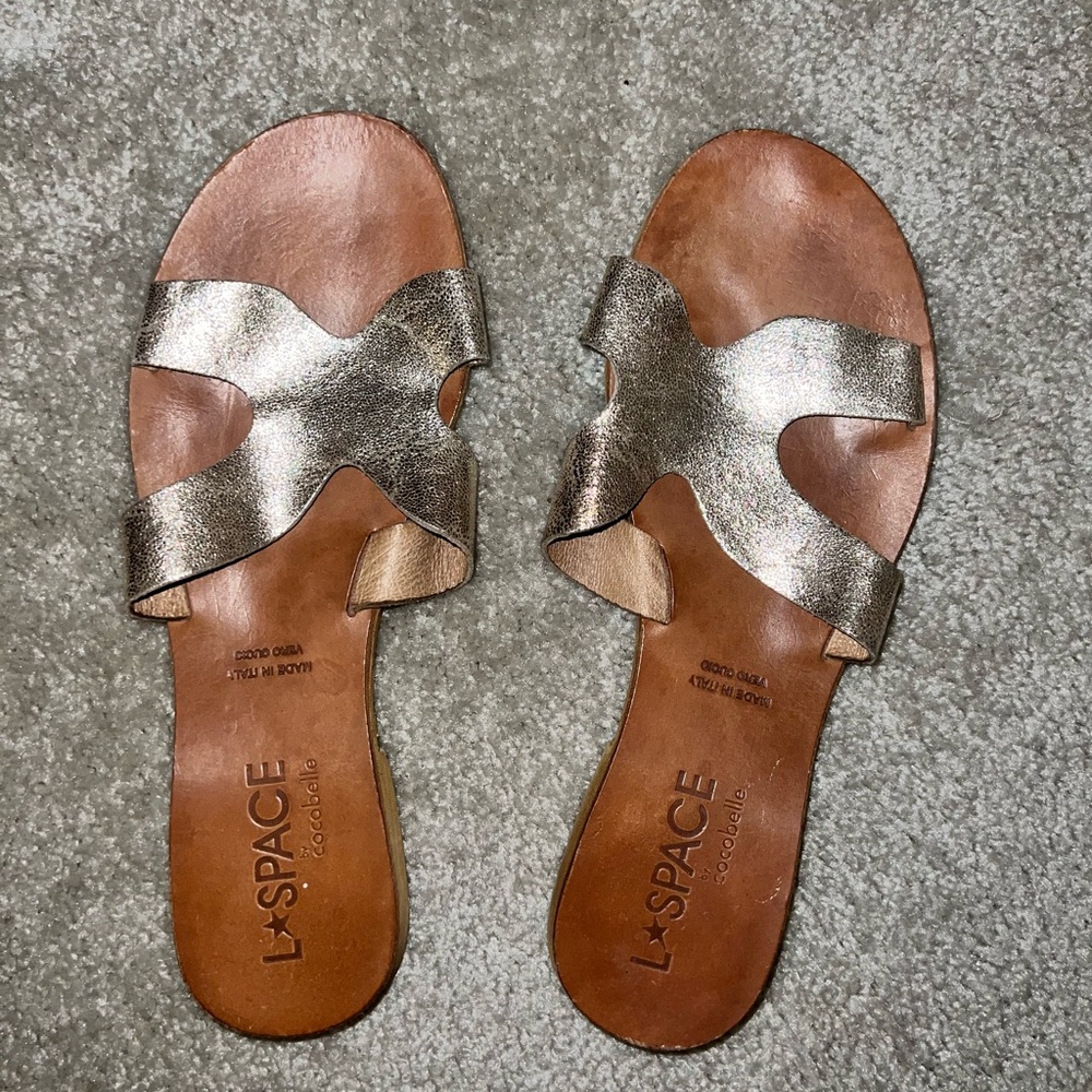 L Space Cocobelle IOS Slide Sandal - Antique Gold